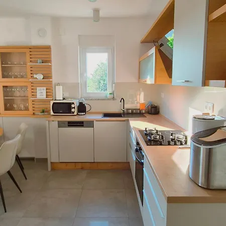 House Mareta - Outdoor Swimming Pool, 4 Bedrooms, Wifi Villa